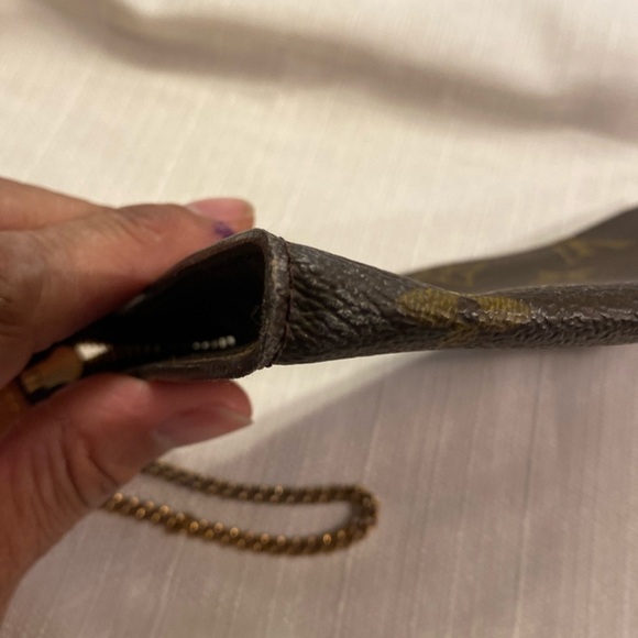 Louis Vuitton Monogram Toiletry Pouch 15*Great Shape and Unbranded Chain! - Picture 6 of 8